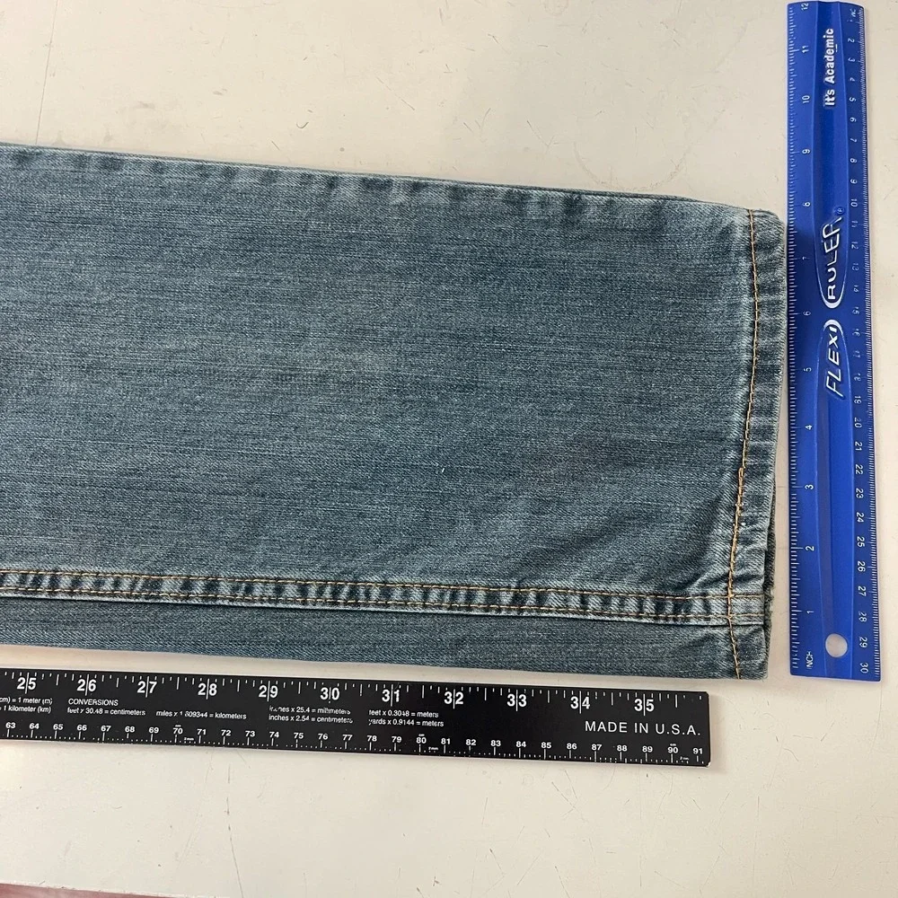 Levis Jeans Mens 36x36 Blue 559 Relaxed Straight Medium Wash Denim Grunge Y2K